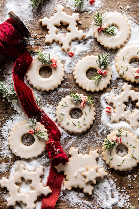 Nordic Christmas: Tales of Nissen & Hygge with 8 Holiday Recipes E-book